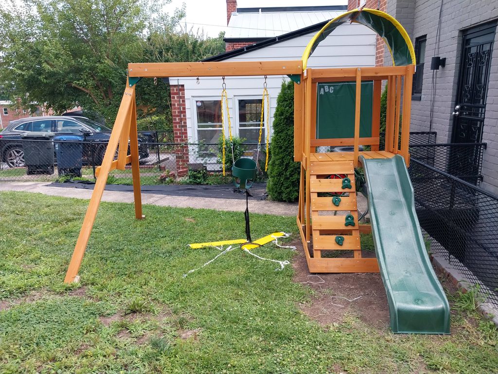 Outdoor playground set install