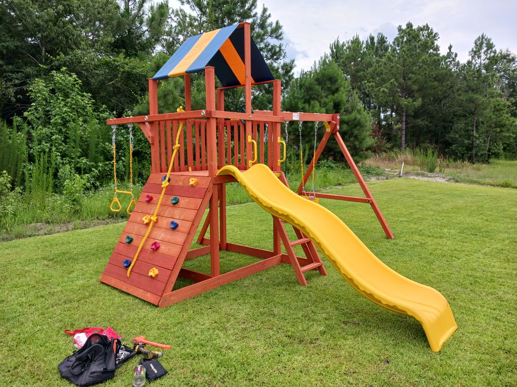 Play Equipment Construction and Assembly