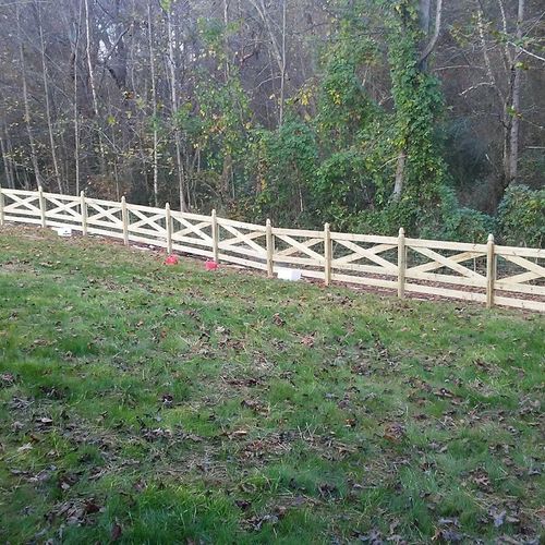 Top Rail Fence Greenville, SC Thumbtack