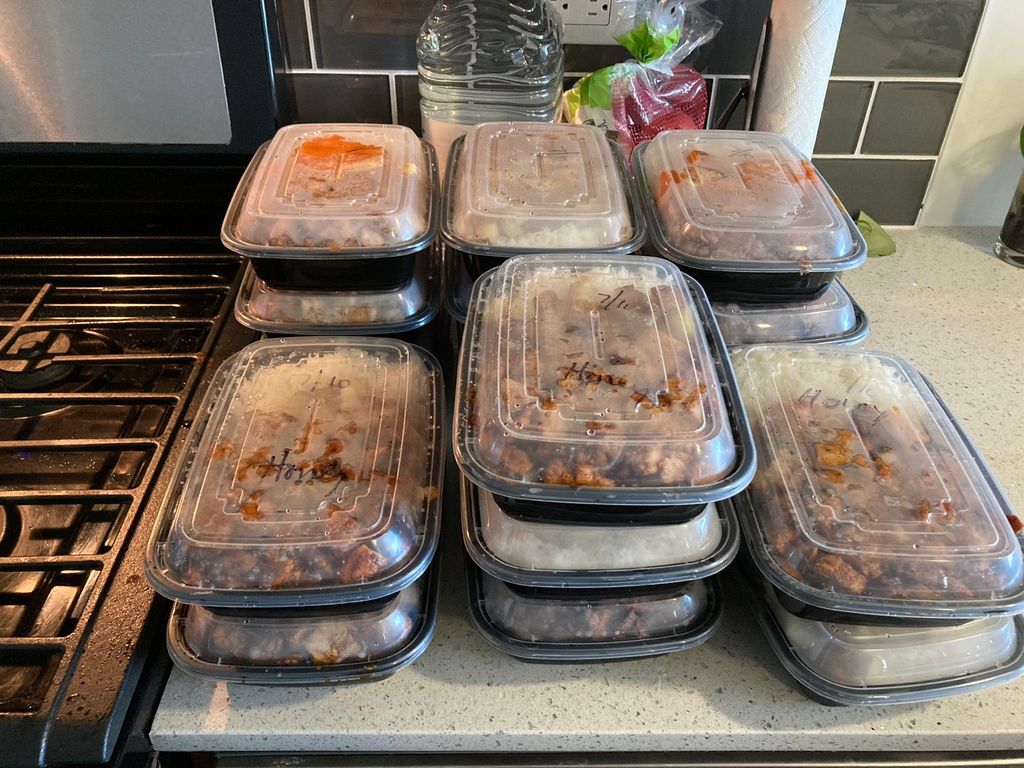 A week's worth of meals prepped for an in-home cli