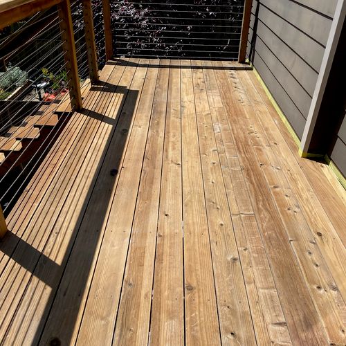 Deck Staining and Sealing