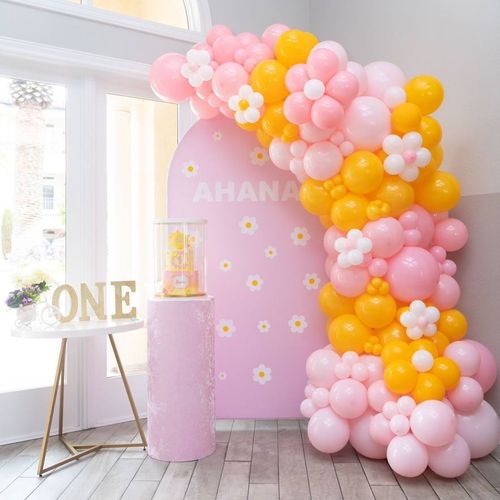 1 highly recommend Bloom Balloon decorators for an