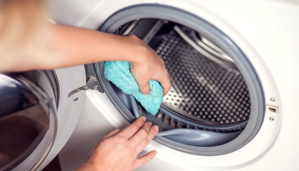 How to Clean a Front Load Washer in 5 Steps