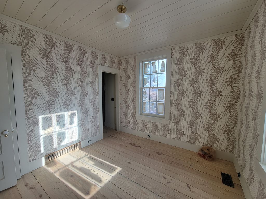 Wallpaper Installation or Repair