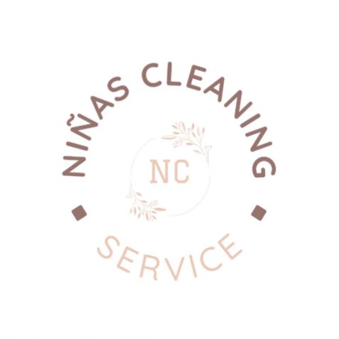 Niñas cleaning service