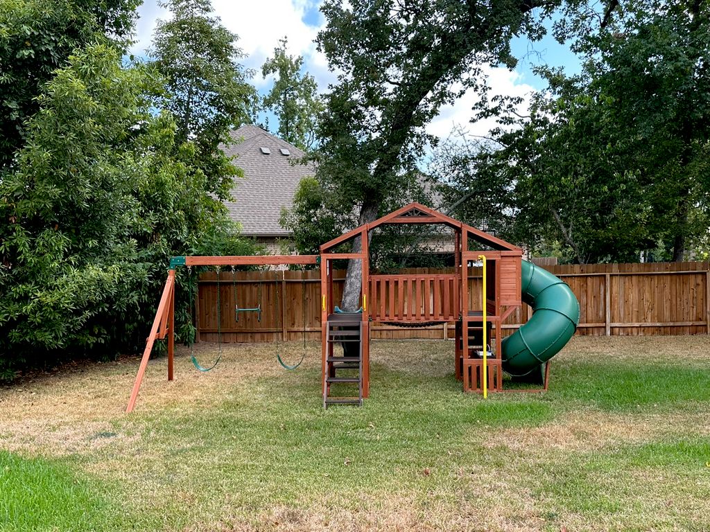 Jason did a fantastic job putting this playground 