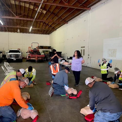 Training CPR to Lanscapers in Stockton