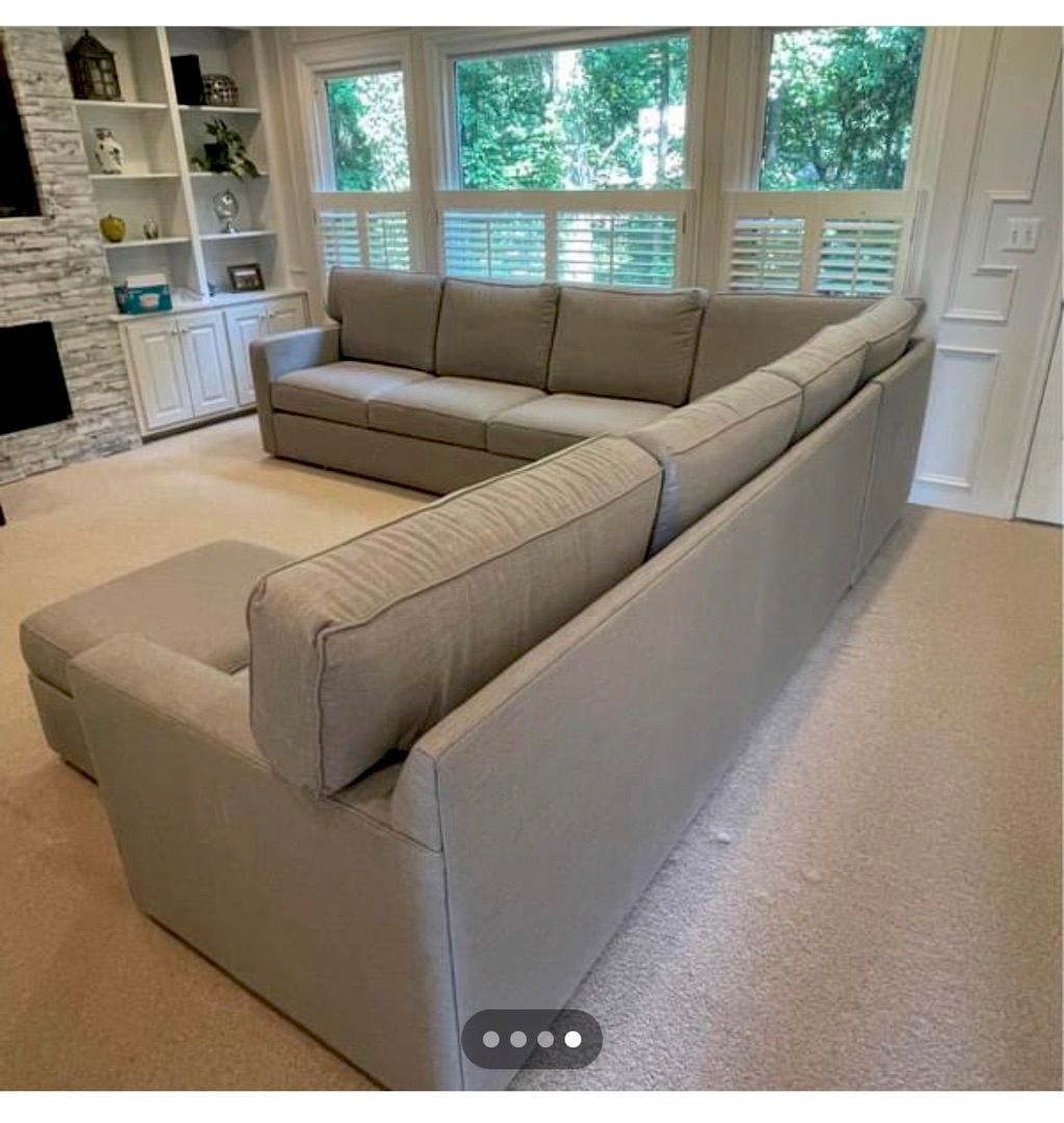 I hired Flip E to pick up a large sectional couch 