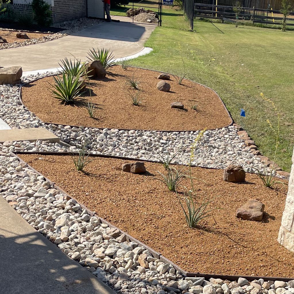 Landscaping Alfaro