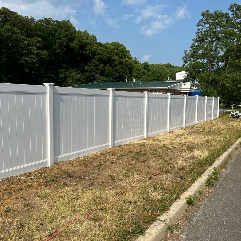 The real fence rental and installation
