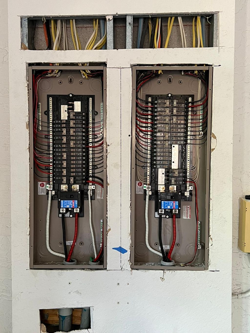 2 new residential main electrical panels for a 400