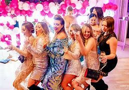Girls just wanna have fun !! 😃