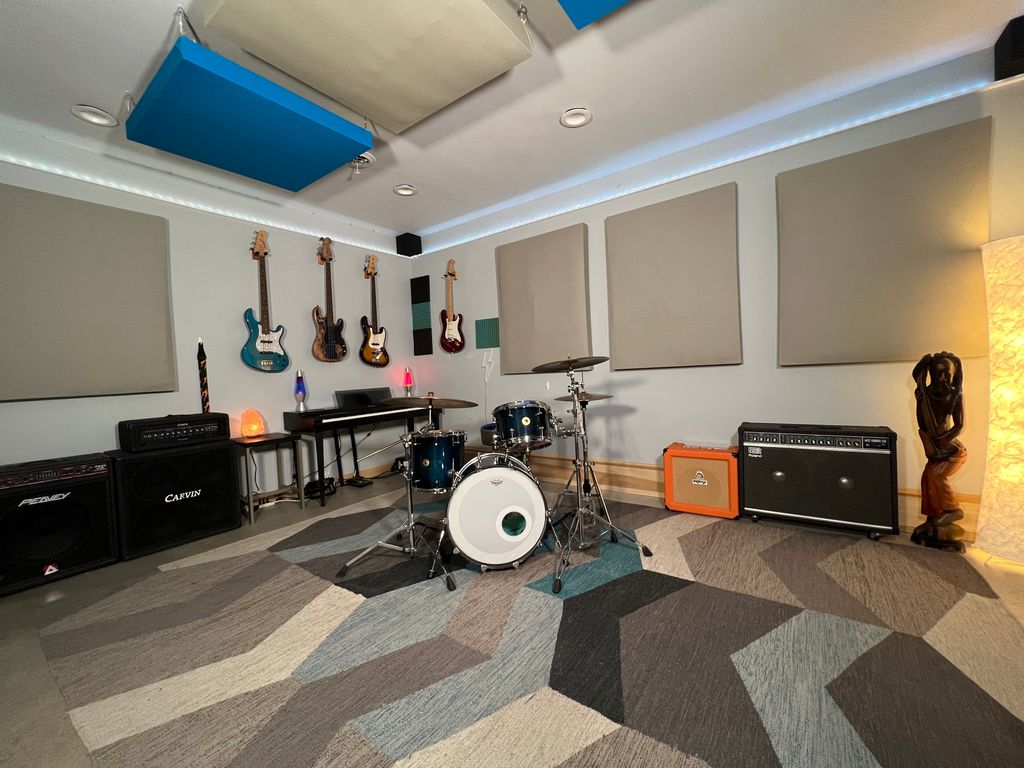 Live Room