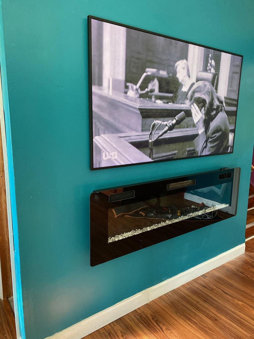 Picture Frame TV Mounting with Fireplace Installat