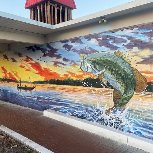 Jumping Bass mural at Lakeland Fishing Outfitters 