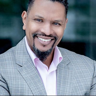 Avatar for Izmosē Photography