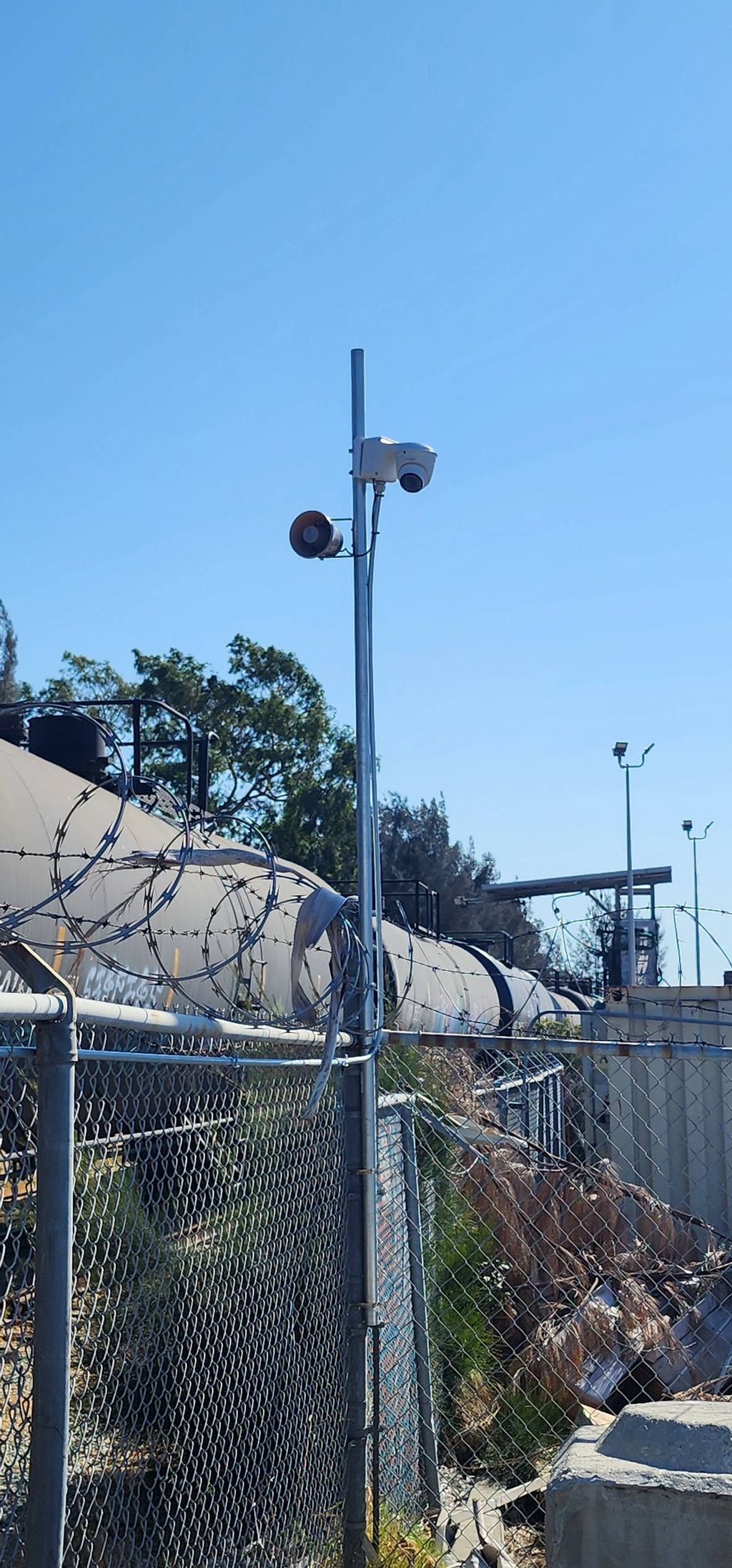 Ai camera with loudspeak bullhorn for Oak Harbor F