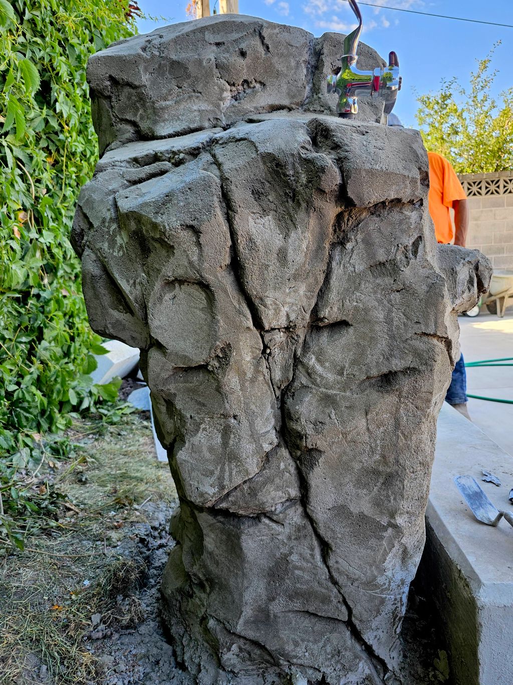 drinking fountain 