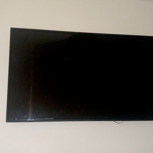 Farnando did an amazing job mounting my tv's in ev