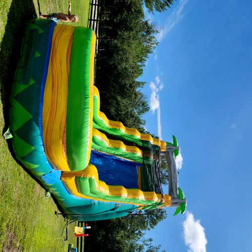 We recently had the pleasure of renting inflatable