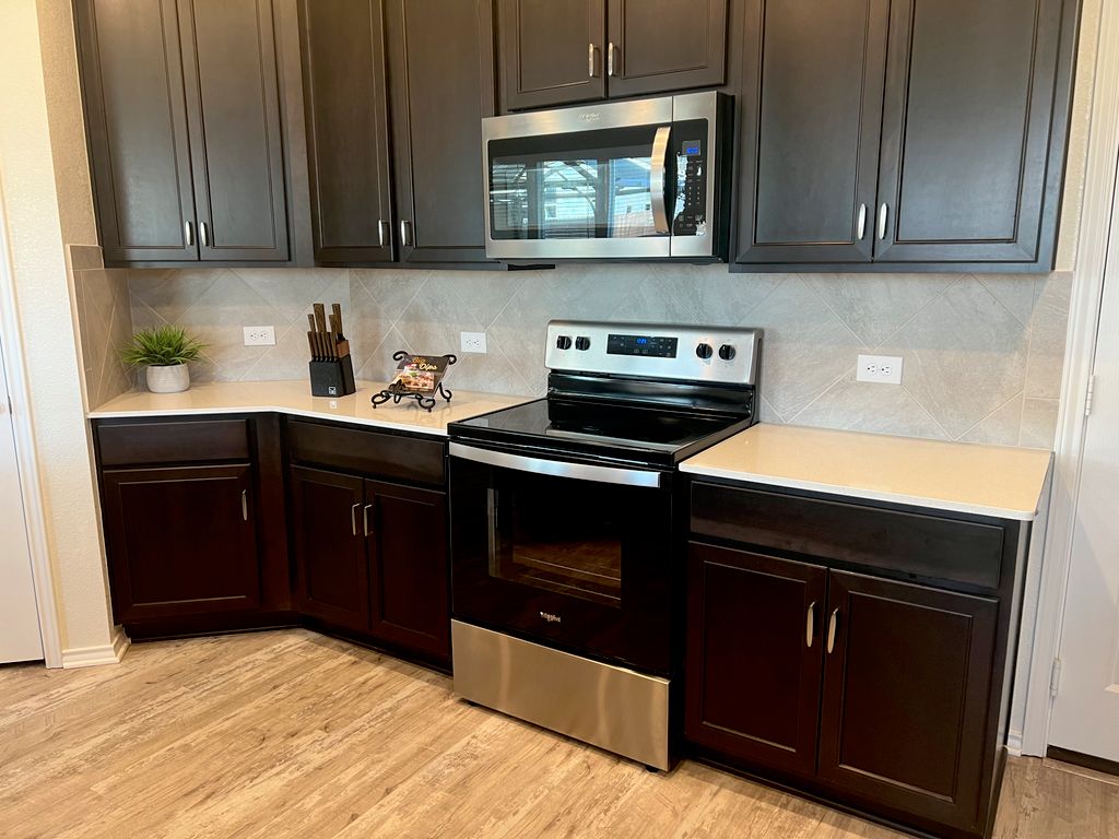 Kitchen Deep Cleaning 