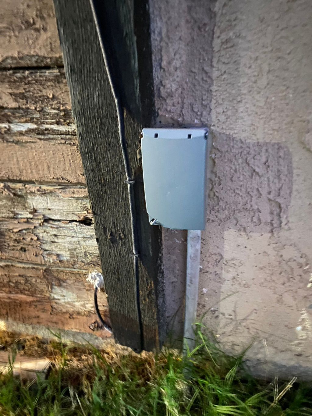 Outdoor Gfci and cover installed