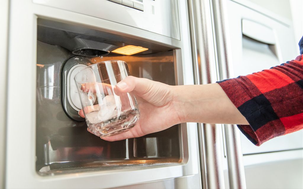 Why is my fridge not making ice?