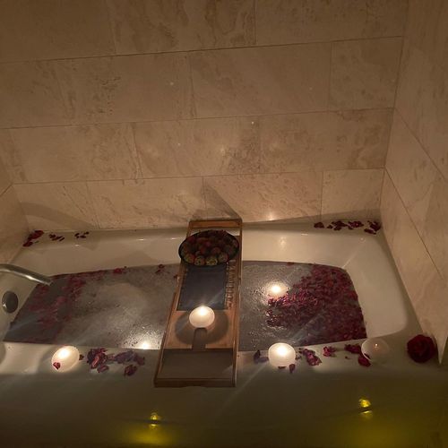 Island Elegance Romantic Rose Bath
