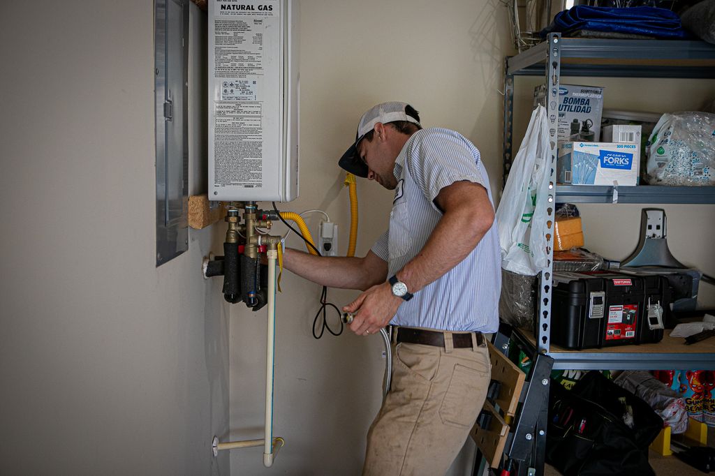 Tankless water heater 