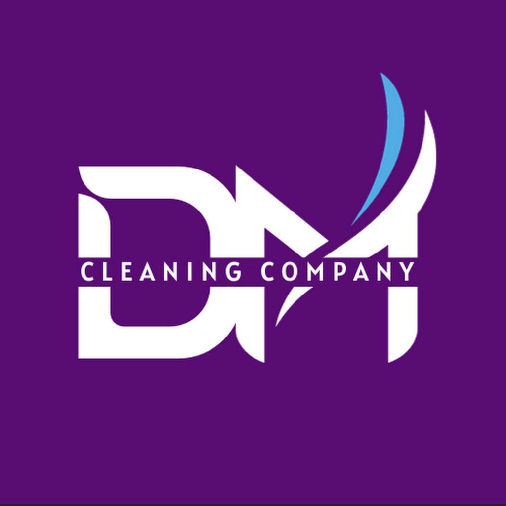 DM CLEANING COMPANY