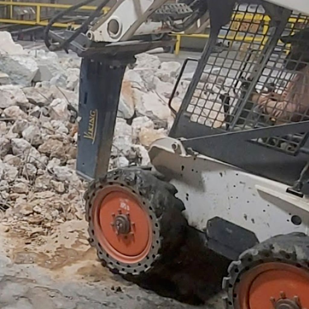Loyolas Demolition And Transportation
