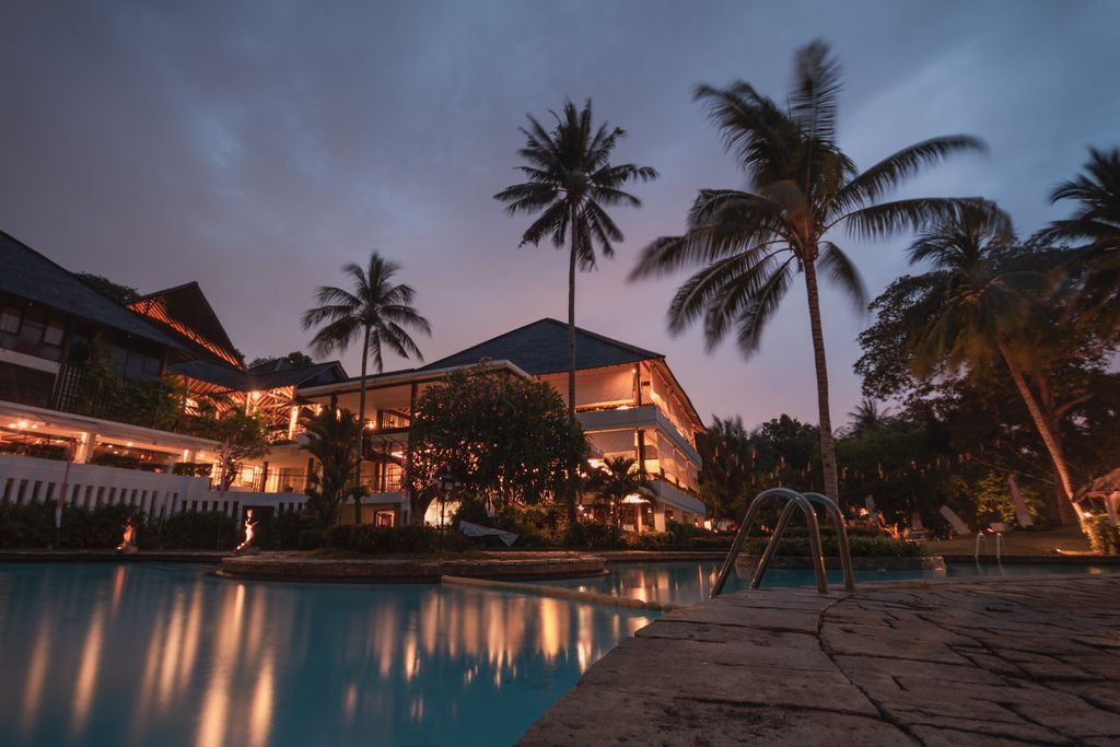 We Are South Florida's Top-Rated Garage Door Team.