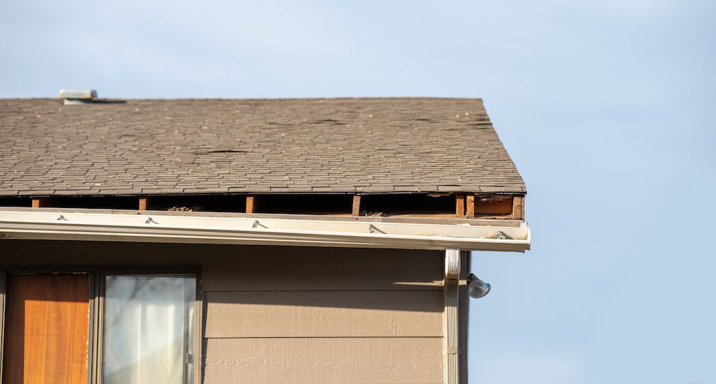 sagging gutters on roof