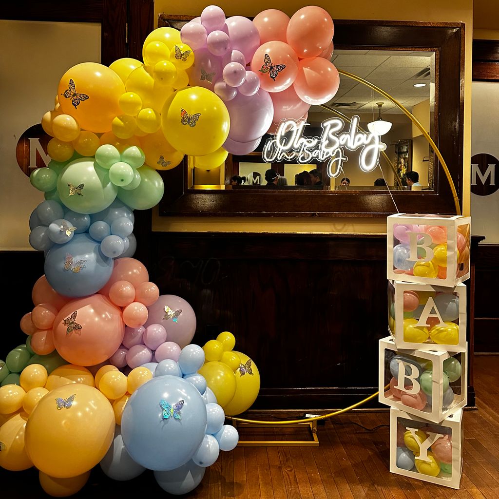 IDEAL Balloons & Decor