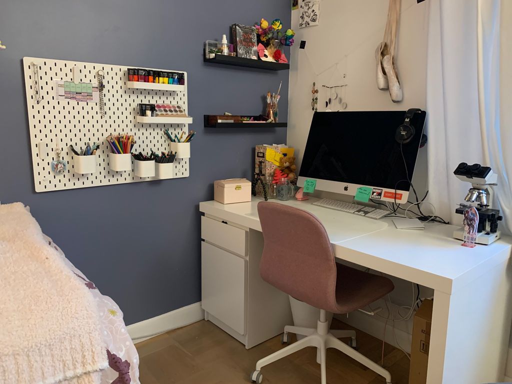 AFTER - Teens room
