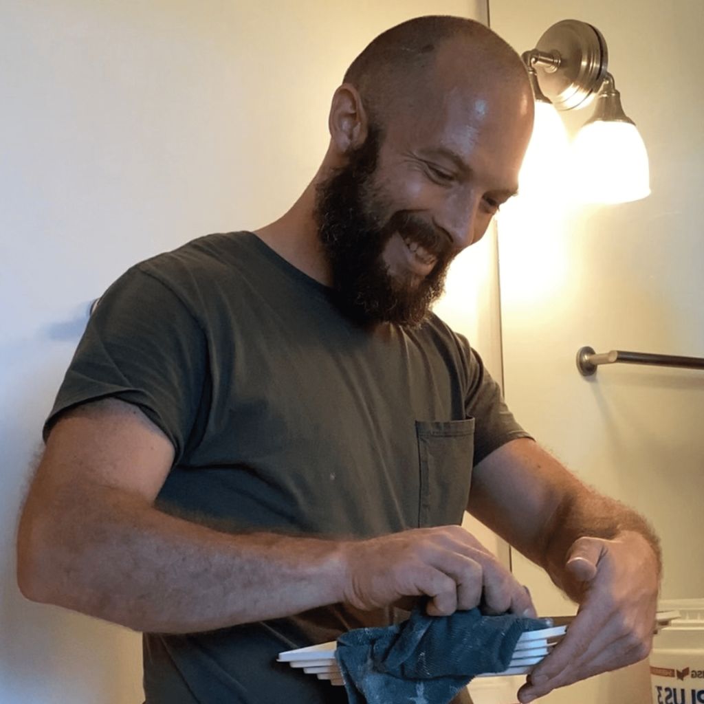 Erik's Helping Hands