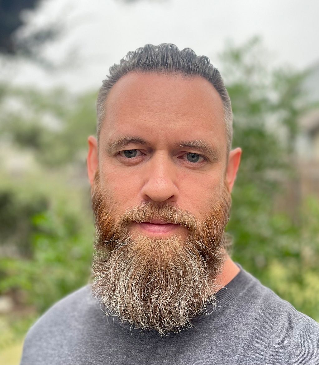 Dustin Roberts