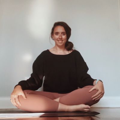 Avatar for Yoga with Emily