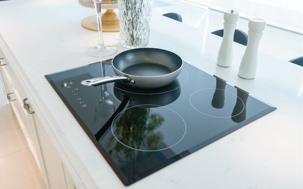 Induction stove vs. electric – which one should you get?