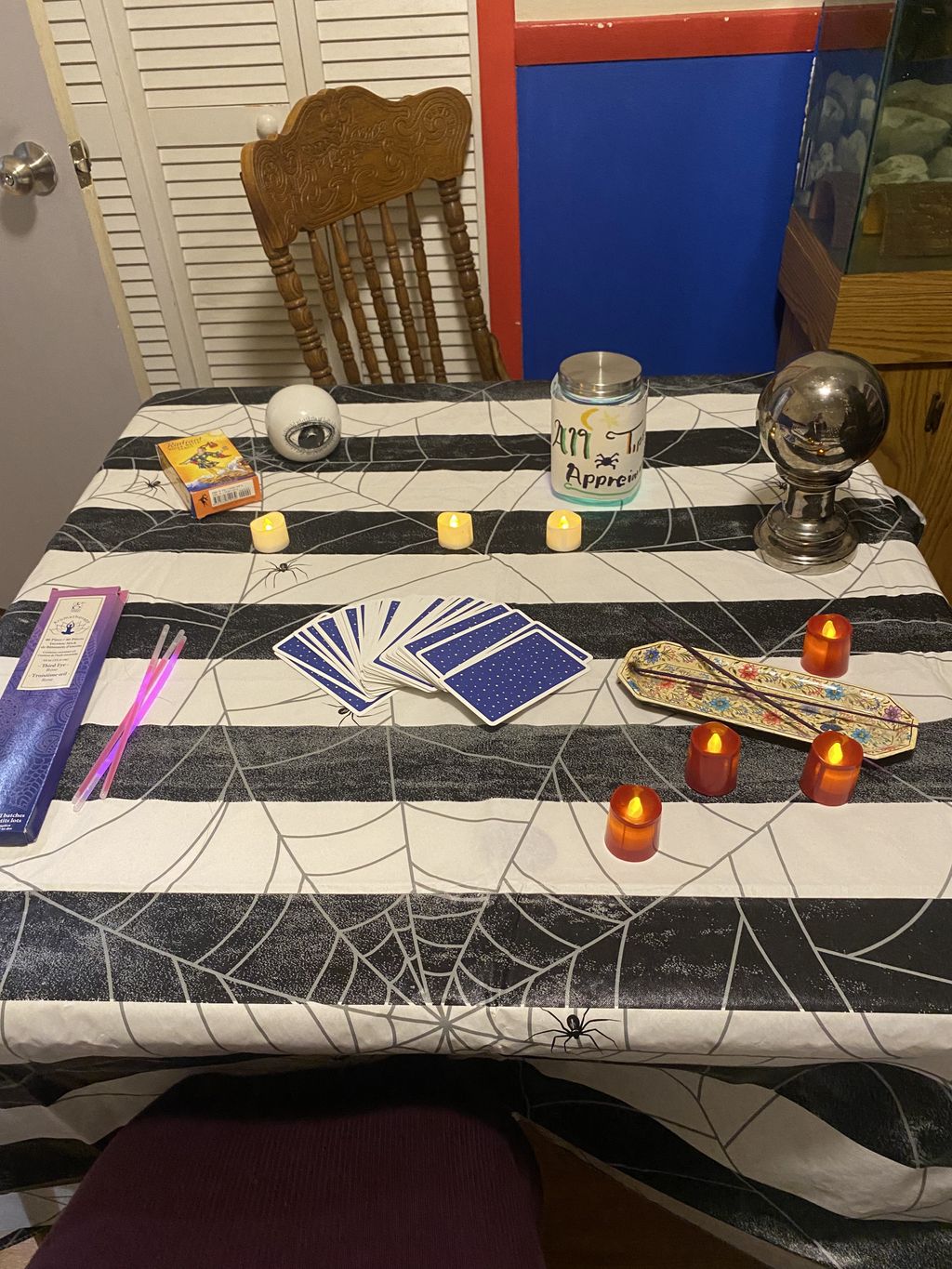 Tarot and Psychic Reader Entertainment