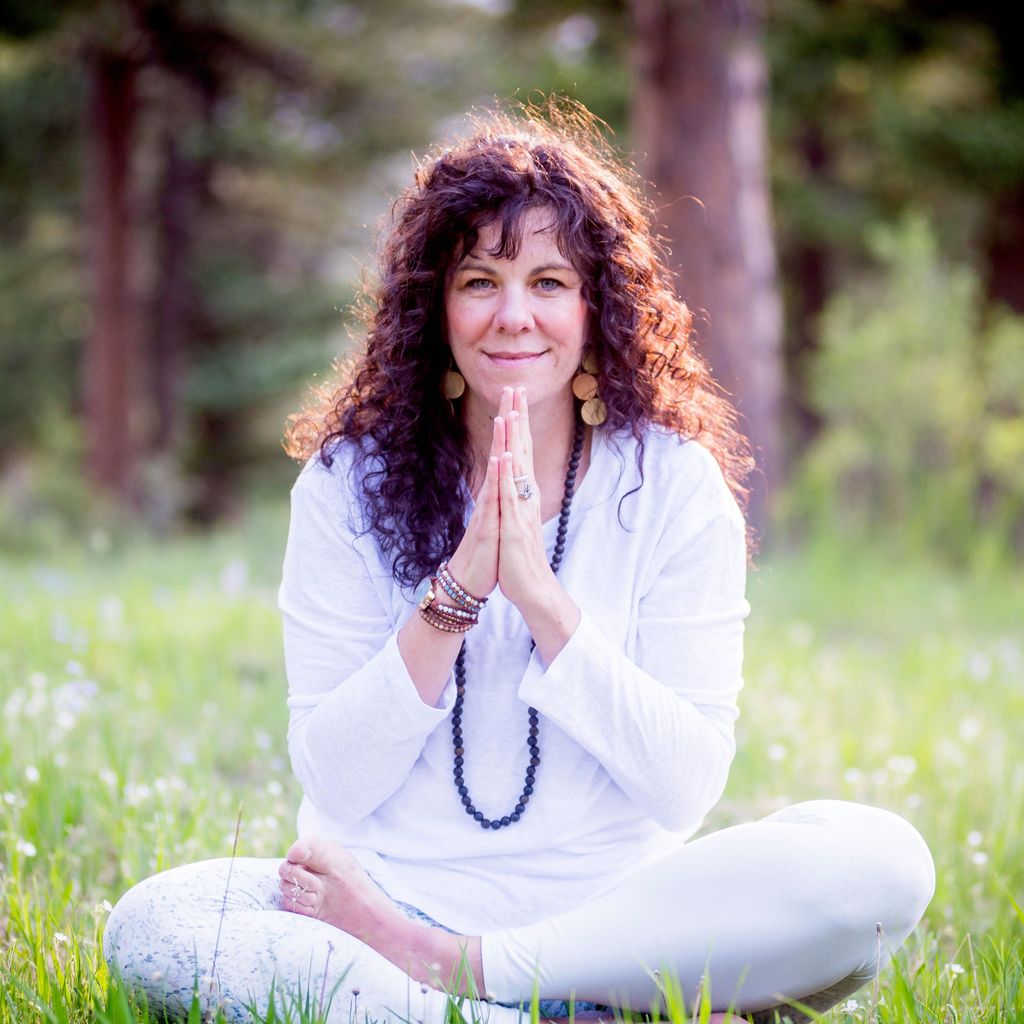 Lisa Marie Psychic Medium