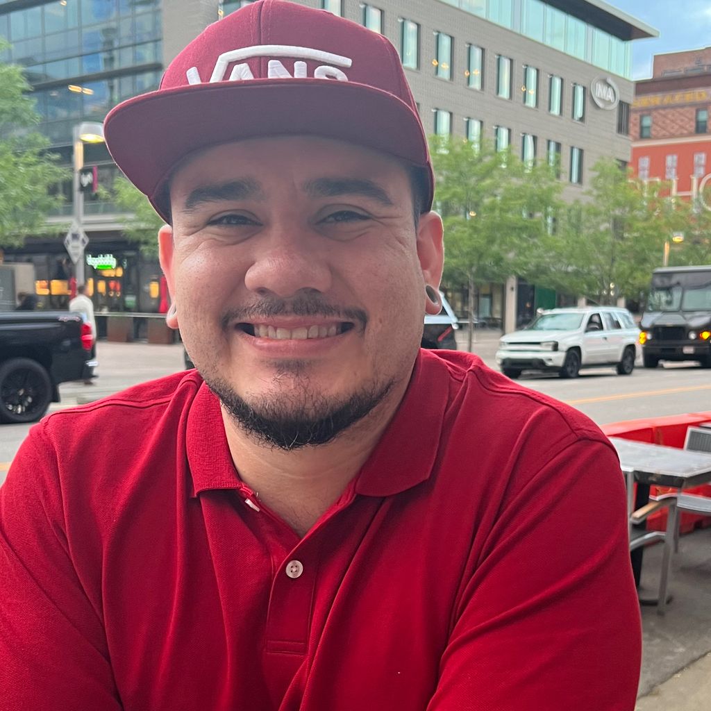 Eddie Mendoza
