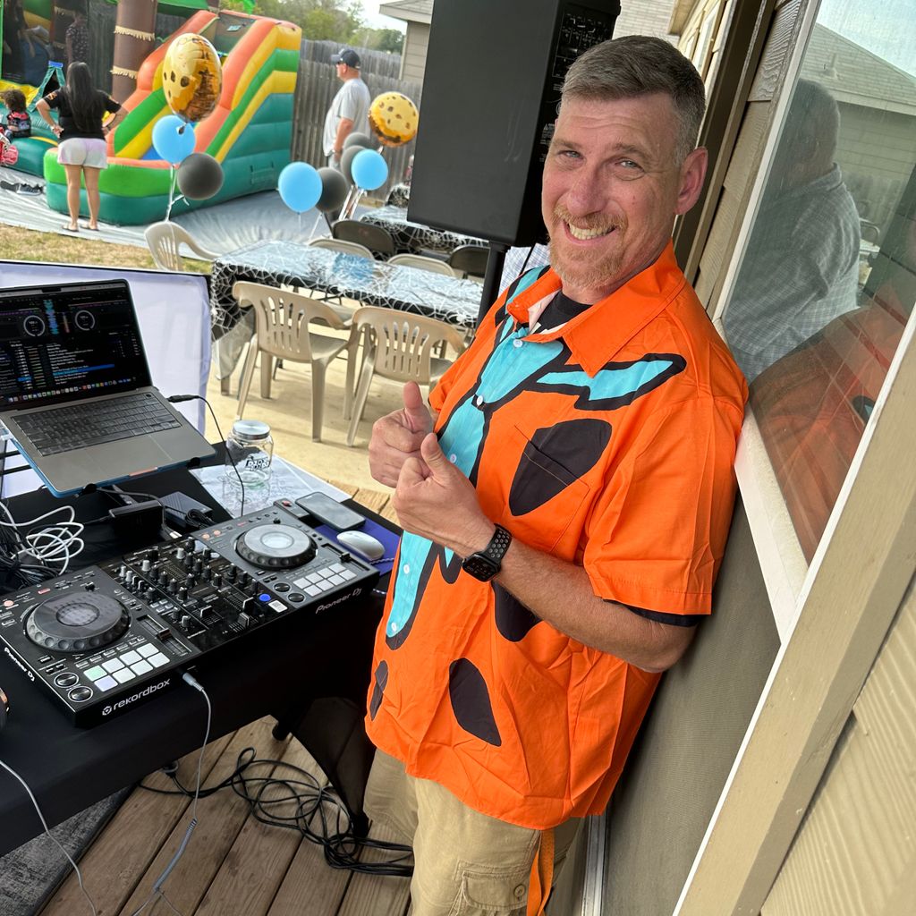 DJ RJ- TLM Events and Entertainment