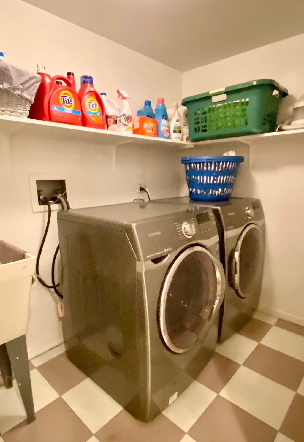 After: de-cluttered + organized!