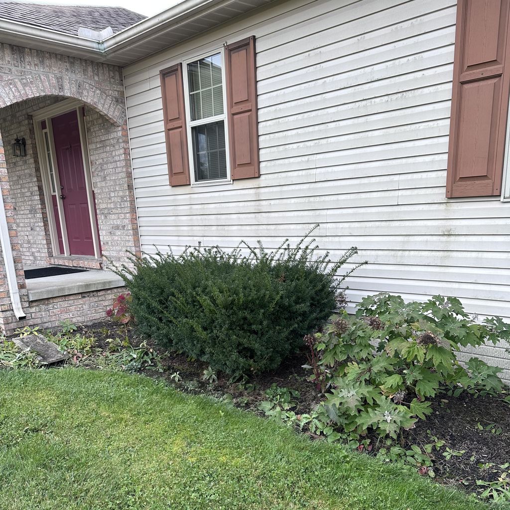 Lawn Mowing and Trimming project from 2023