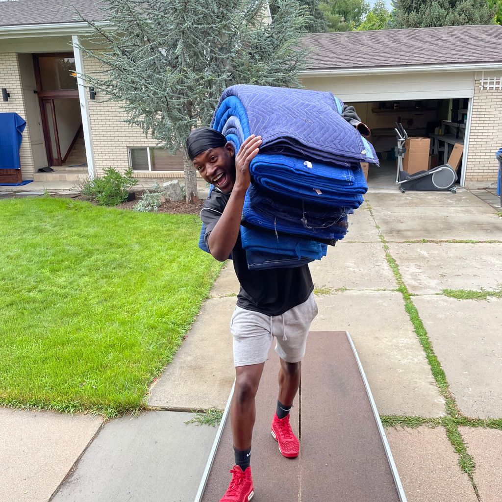 Honcho Movers
