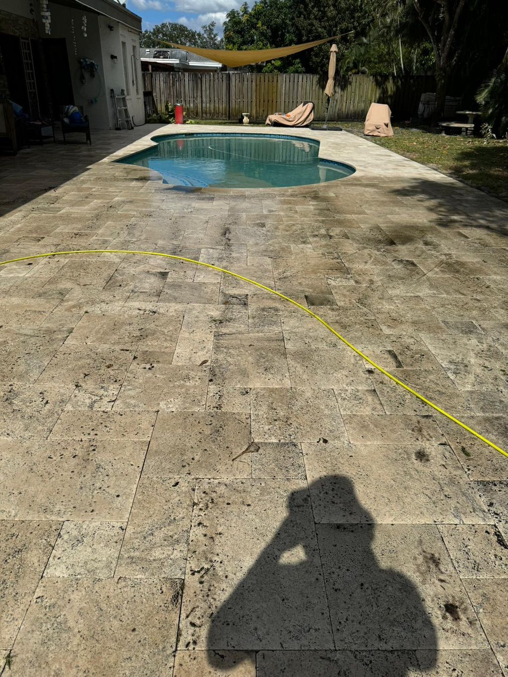 Before pressure cleaning 