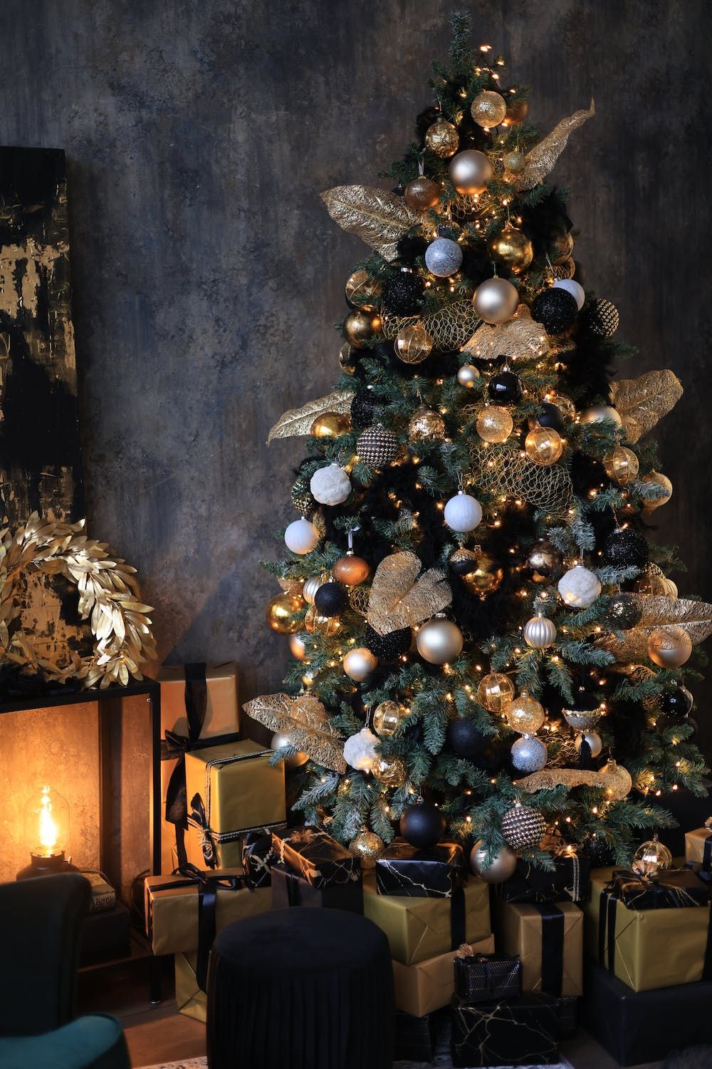 Christmas Tree (Dramatic Palette)