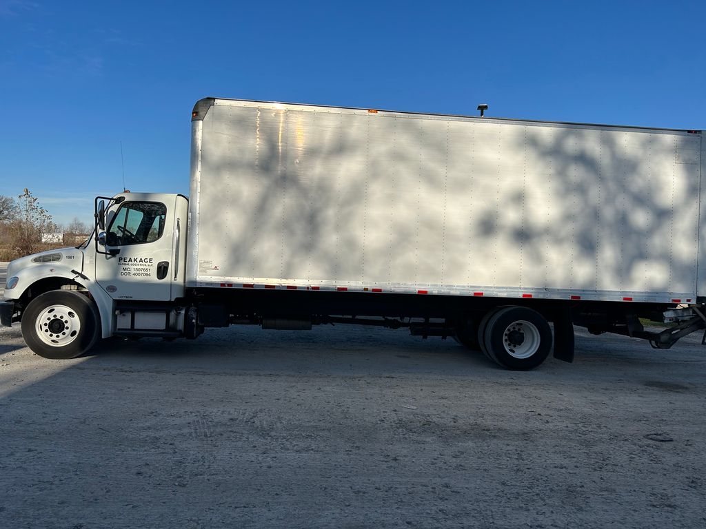 moving truck 