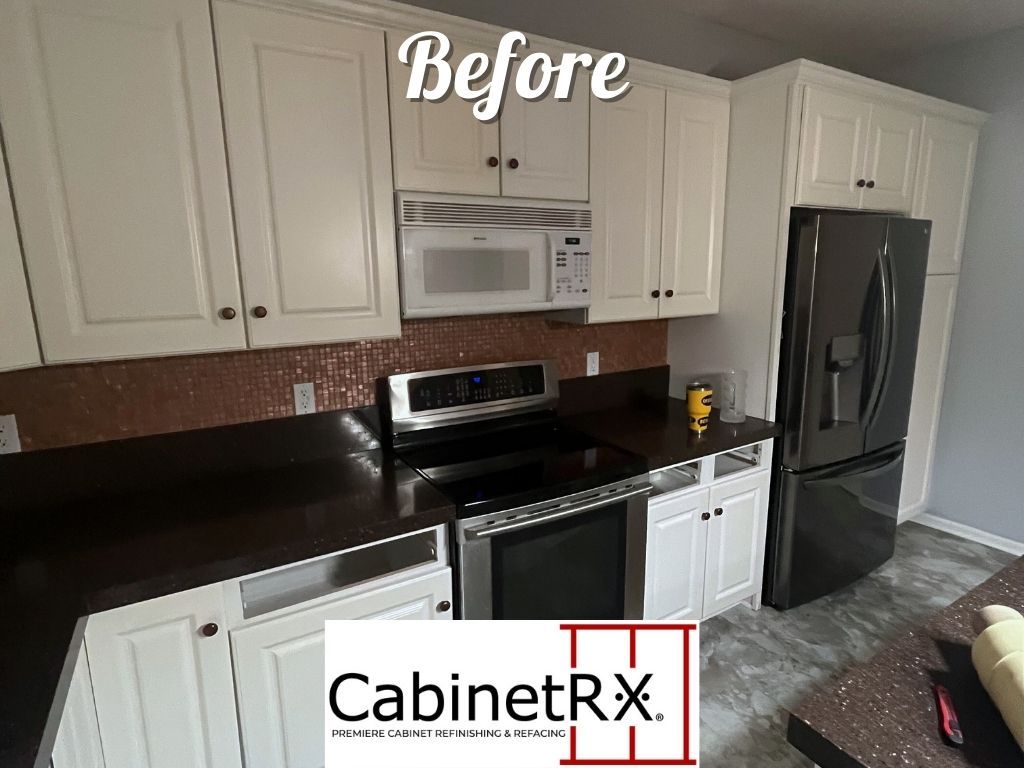 Elizabeth B. in West Des Moines: Cabinet refacing 
